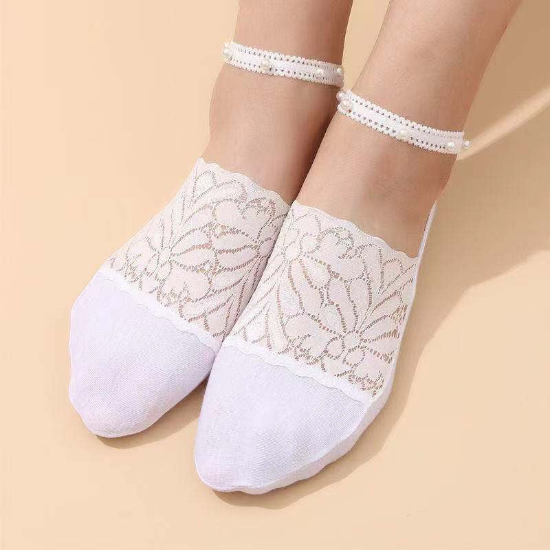 BowLift | Elegant Pearl Lace Socks