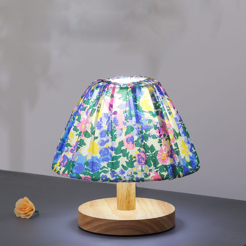 BowLift | Modern Minimalist Creative Iron Flower Shape 1-Lamp Table Lamp