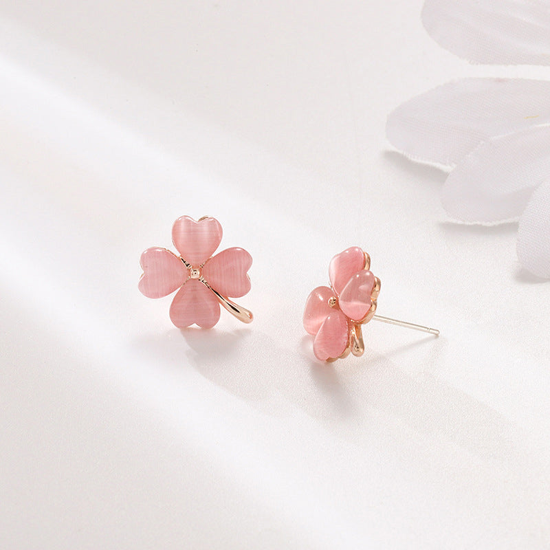 BowLift | Heart-shaped Opal Lucky Four Leaf Clover Earrings