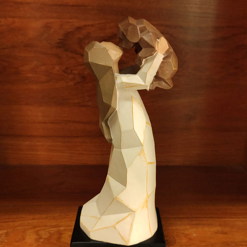 BowLift | Angel of Friendship Dog Monument Figurine