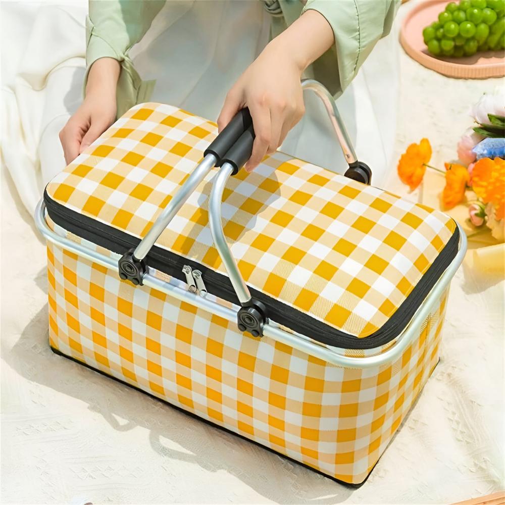 BowLift | Foldable Checkered Picnic Basket