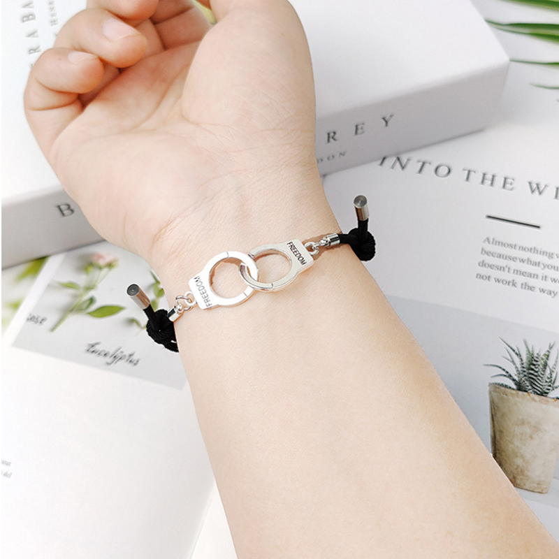 BowLift | Handcuff Bracelet