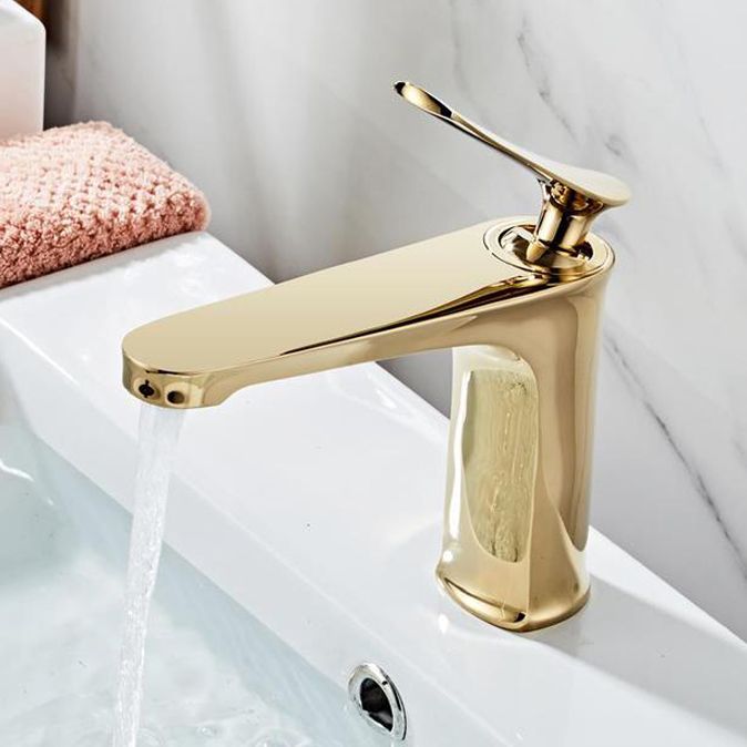 BowLift | Light Luxury Sink Faucet 6.69" H Modern Brass Sink Faucet