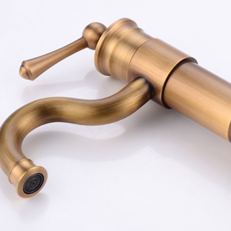 BowLift | Classic basin mixer with swivel spout, single lever basin mixer