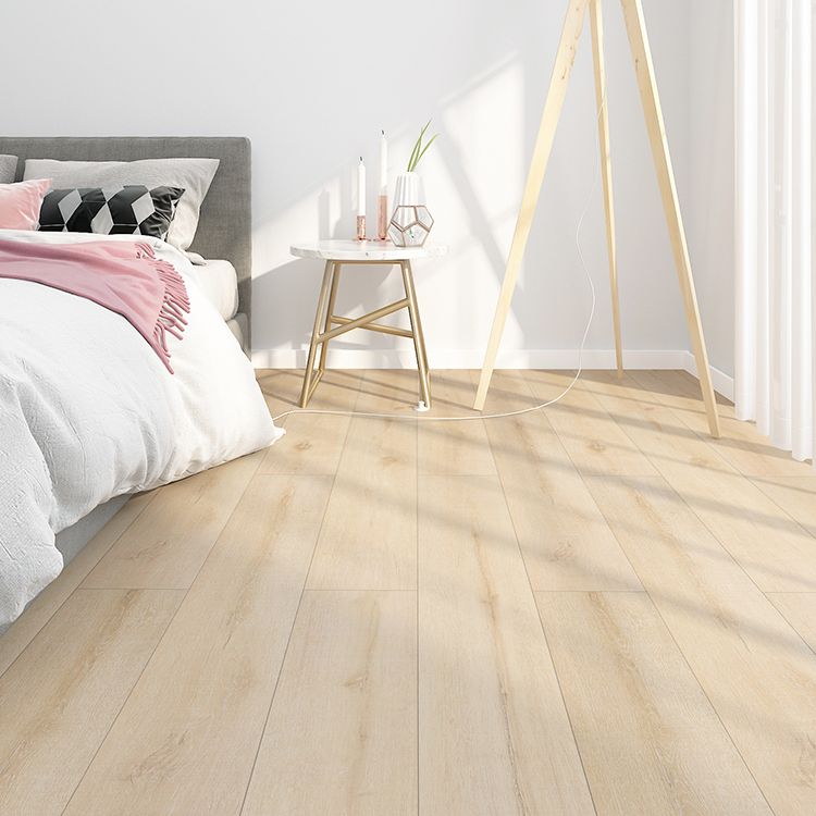 BowLift | Contemporary Laminate Flooring Light Color Wood Laminate Flooring
