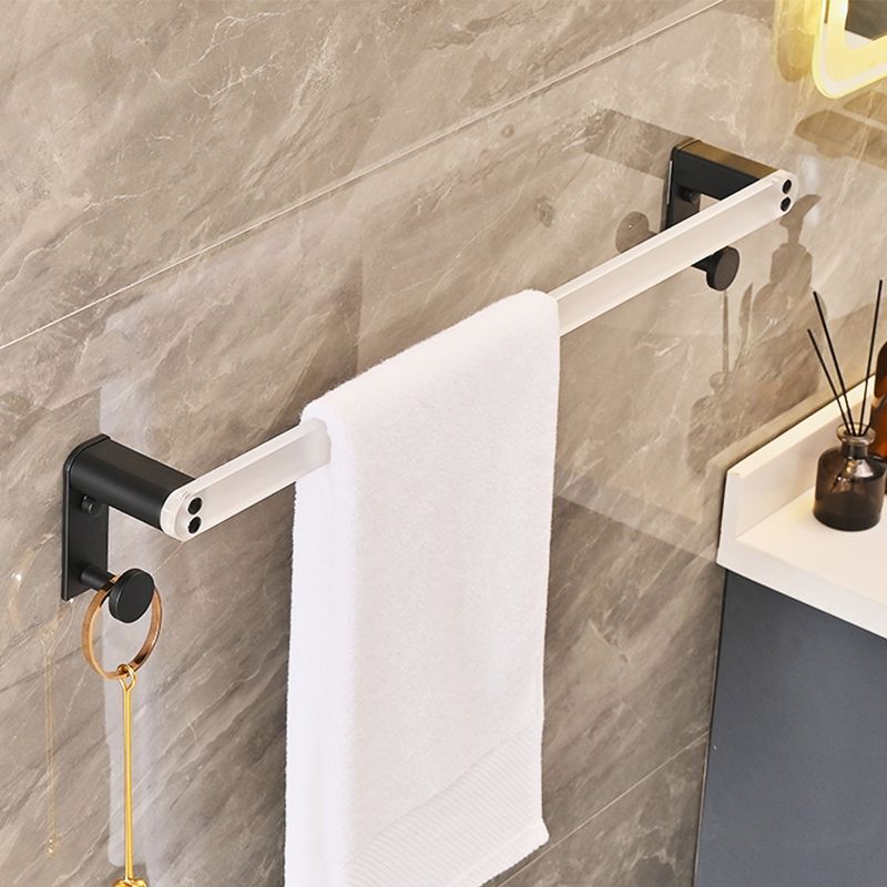 BowLift | Metal and acrylic bathroom accessories as a single piece or in a set in black