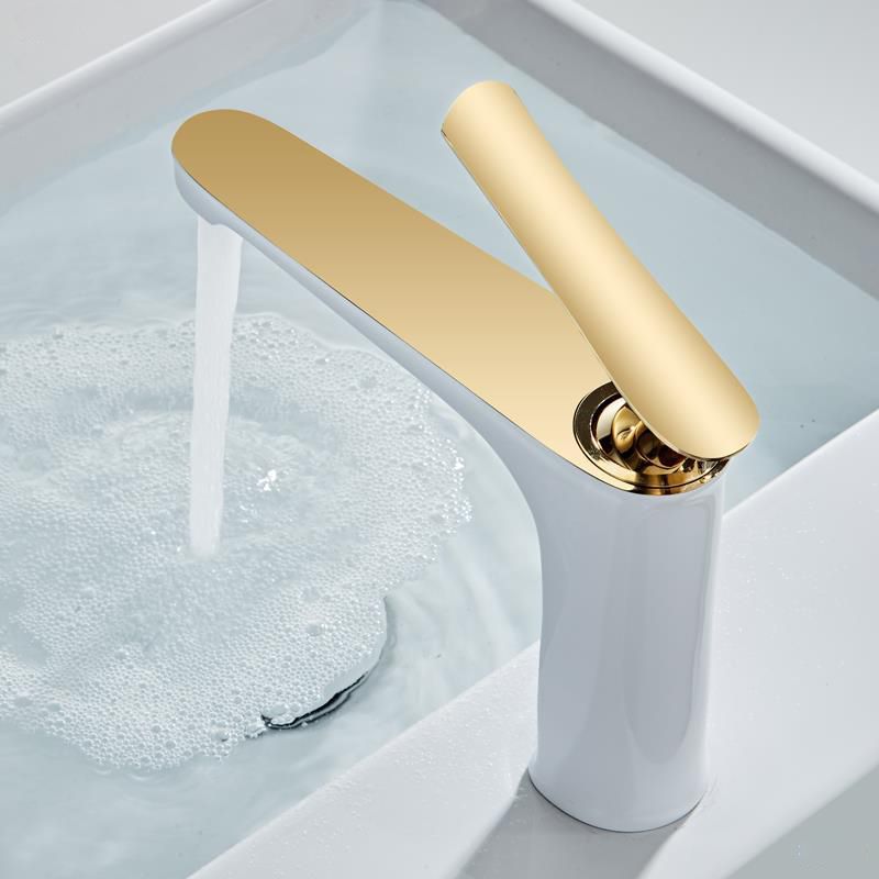 BowLift | Light Luxury Sink Faucet 6.69" H Modern Brass Sink Faucet