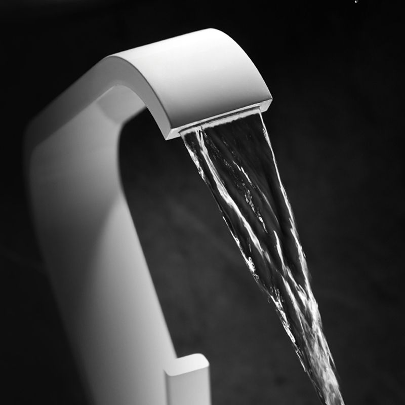 BowLift | Waterfall Spout Widespread Sink Faucet Modern Metal Widespread Sink Faucet