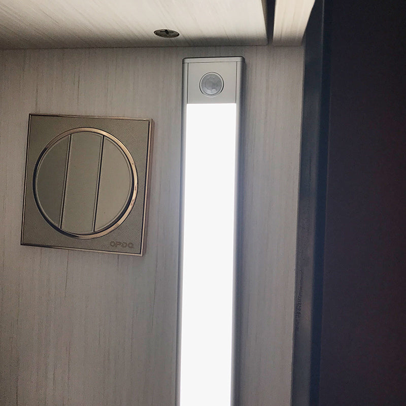 BowLift | GlowSense LED Motion Sensor Closet Light | Wireless | Energy Efficient | Easy Installation