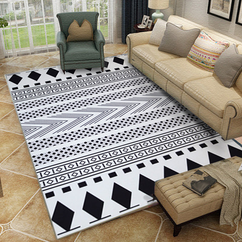 BowLift | Diamond Geometric Rug Southwestern Americana Area Rug for Bedroom Black and White Fabric Stain Resistant Rug