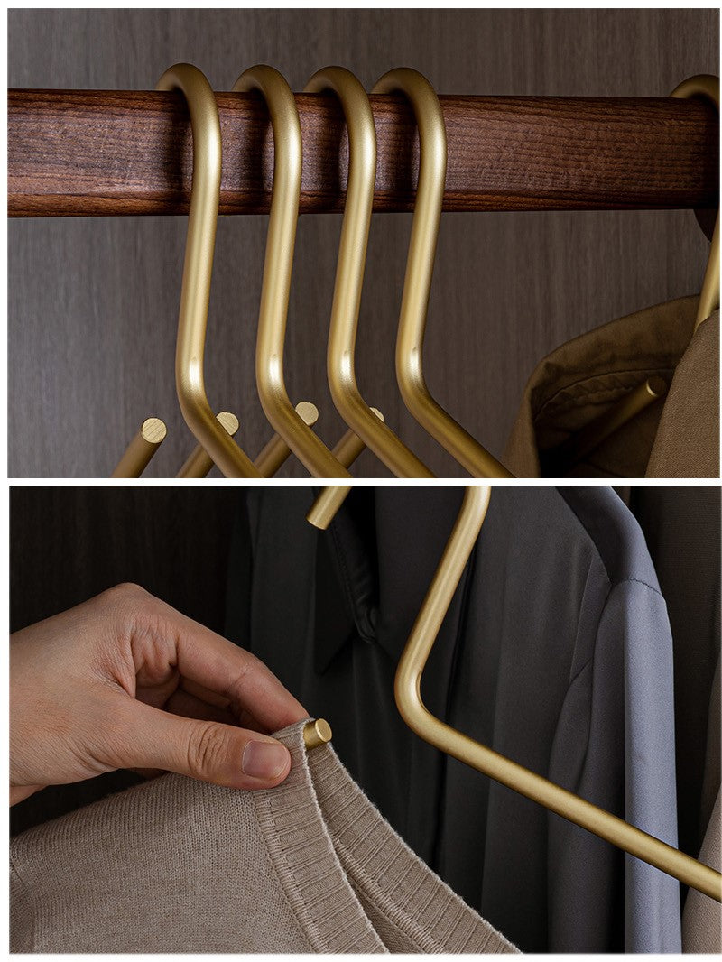 BowLift | 5 pieces of hangers made of solid matte gold/silver │ Seamless wardrobe organizer made of metal