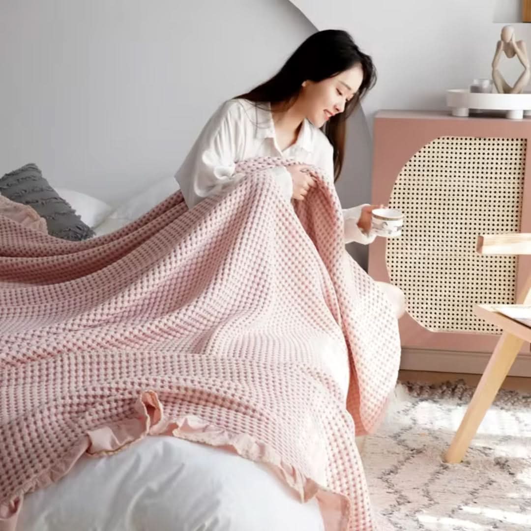 BowLift | INA - Slim and cozy blanket