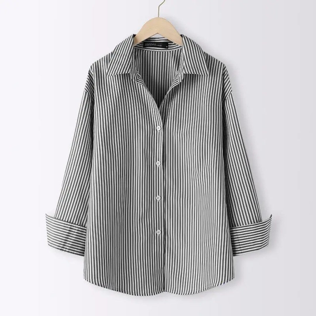 Tailored Executive Shirt with Classic Collar and Button Front