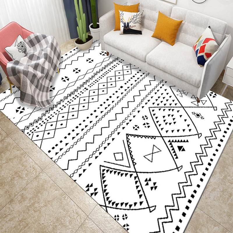 BowLift | Black and White Geometric Trellis Rug Native Americana Rug for Bedroom Synthetic Pet Friendly Stain Resistant Rug