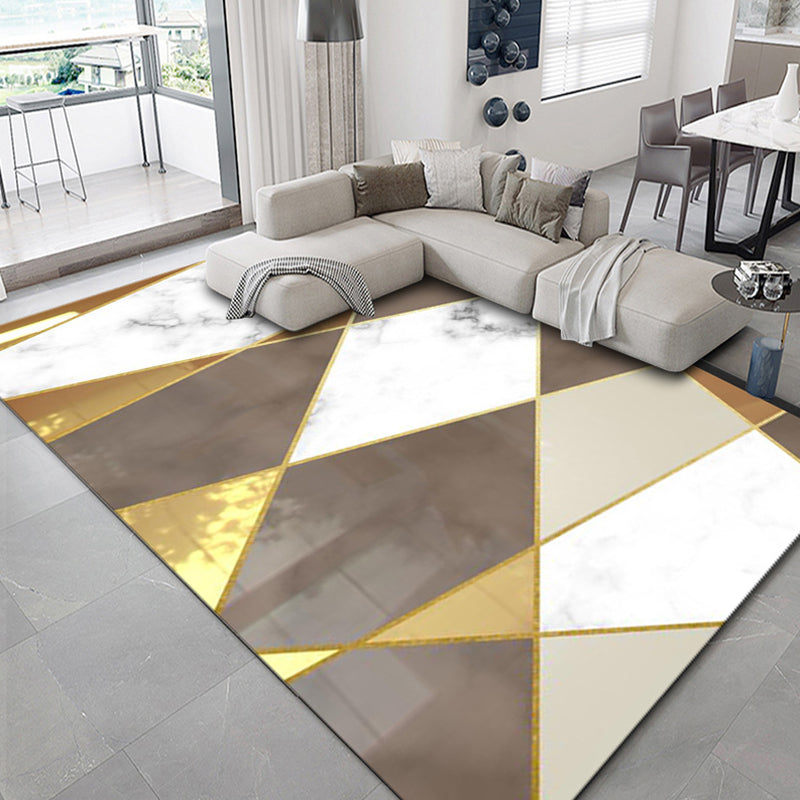 BowLift | Luxurious geometric print rug Multicolored synthetic rug with non-slip backing pet-friendly rug for the living room