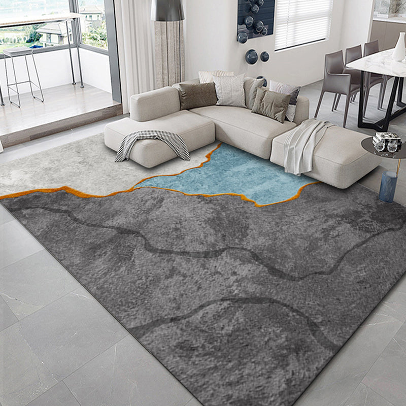 BowLift | Luxurious geometric print rug Multicolored synthetic rug with non-slip backing pet-friendly rug for the living room
