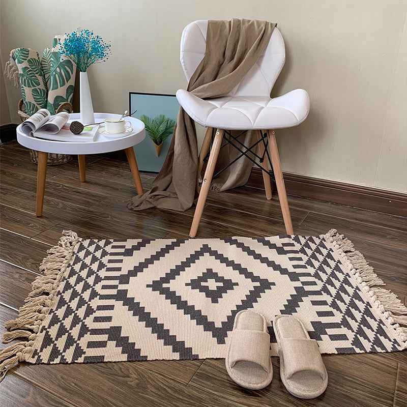 BowLift | Casual Multicolored Western Rug Cotton Blend Geometric Light Rug Machine Washable Woven Rug with Fringes for Living Room