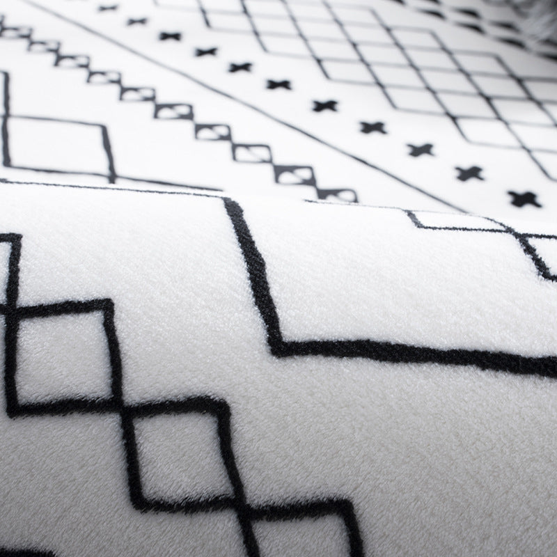 BowLift | Black Living Room Rug Nordic Geometric Print Area Rug Polypropylene Non-Slip Pet Friendly Easy Care Rug