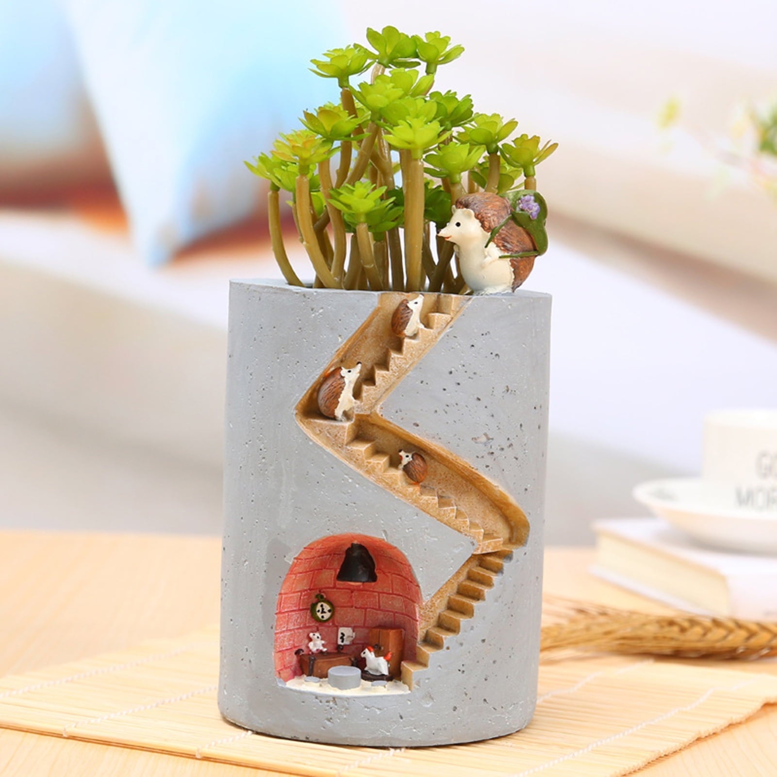 BowLift | Decorative plant pot with hedgehog and rabbit miniature – Creative staircase design for plants