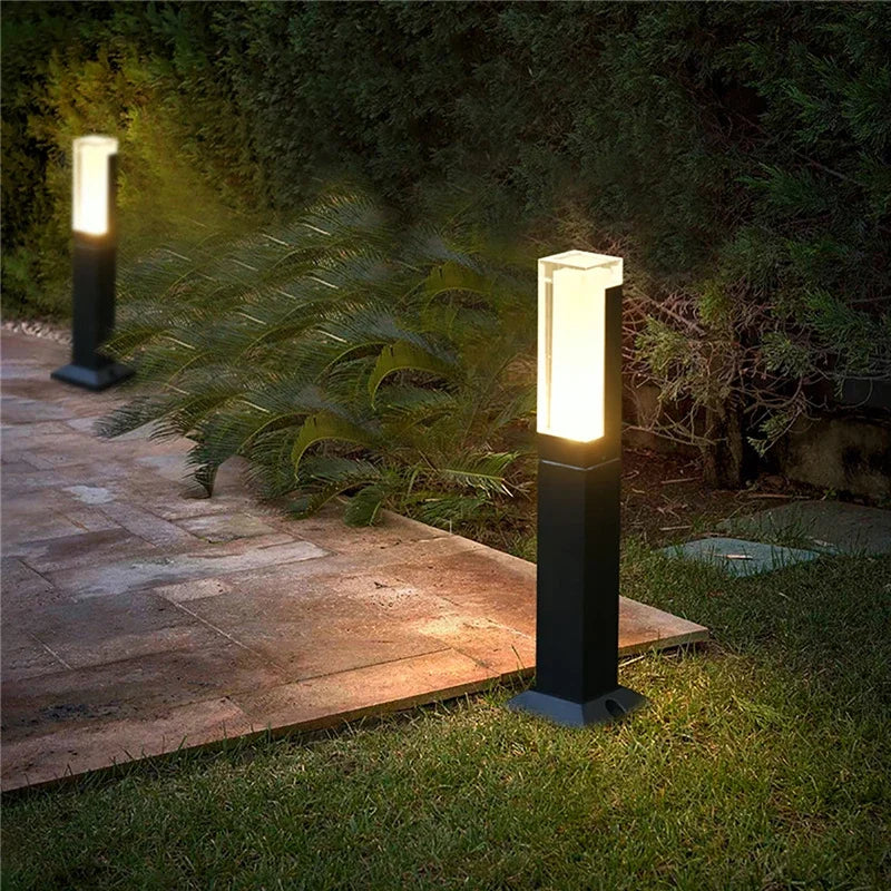 BowLift | Elegant Solar Post Light