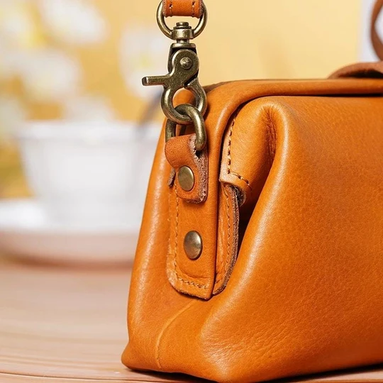 BowLift | Genuine Leather Retro Handmade Bag