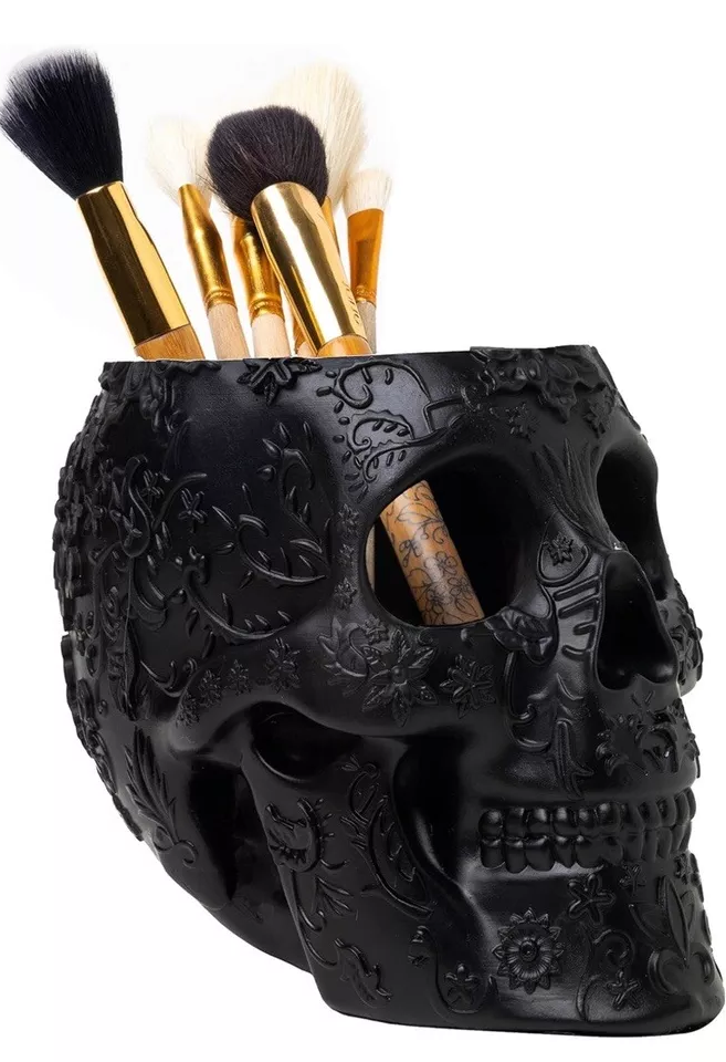 BowLift | Black Skull Makeup Brush Holder