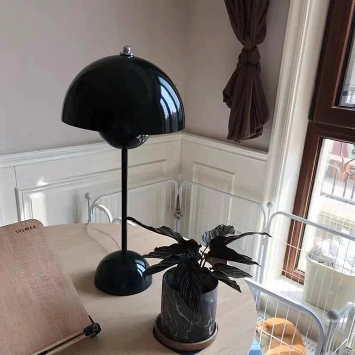 BowLift | Modern table lamp