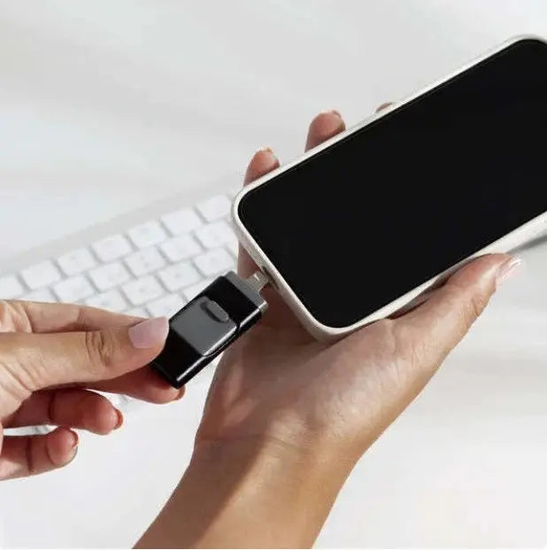 BowLift | 4-in-1-Flash-Drive – More storage space, no lost memories