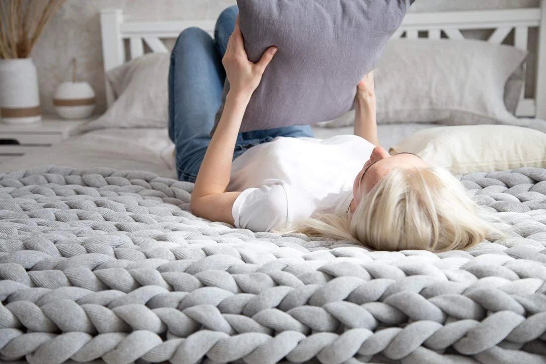 BowLift | Chunky Knit Blanket