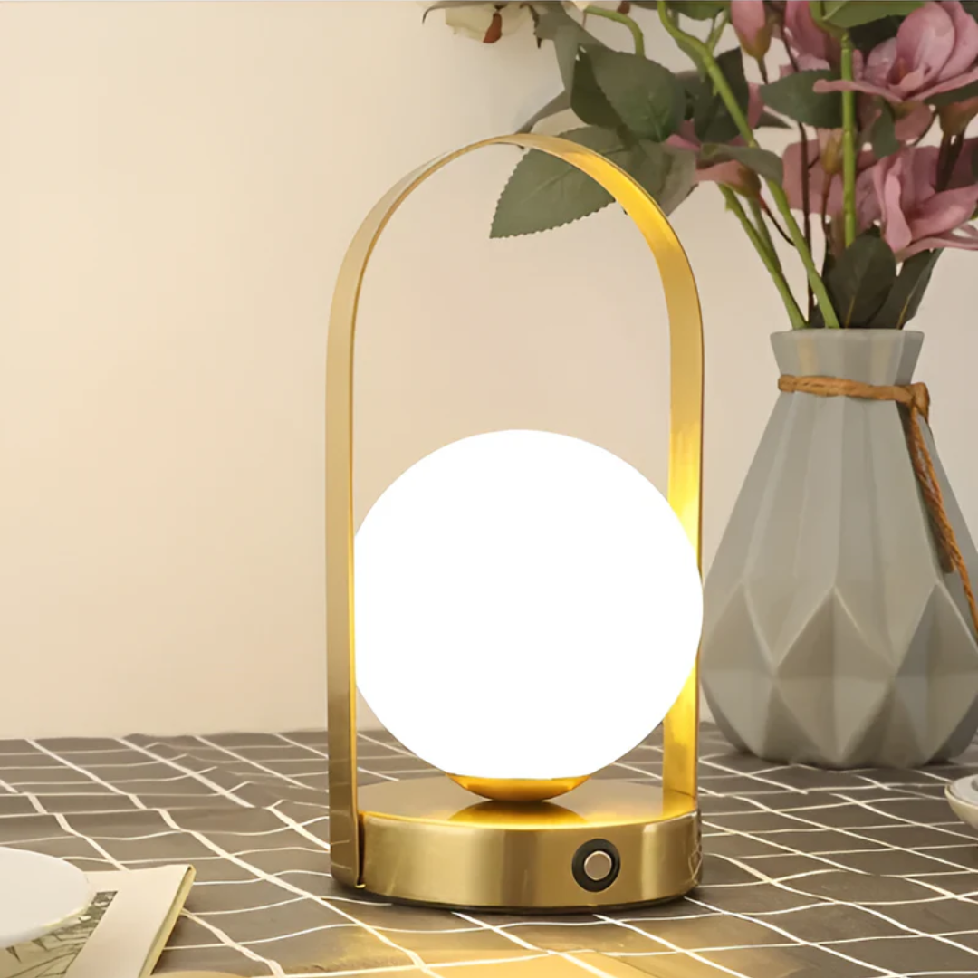 BowLift | Modern Table Lamp with Charging Option