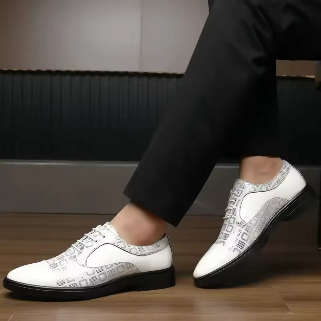 Elegant Oxford Shoes in Patent Leather