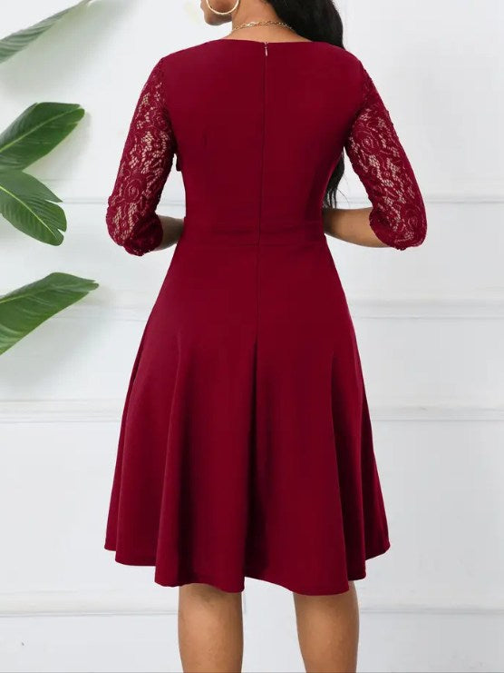 Elegant Lace Detail Midi Dress