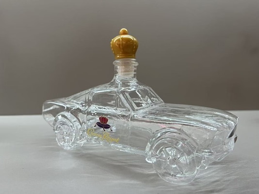 BowLift | Mustang Car Shaped Whiskey Decanter