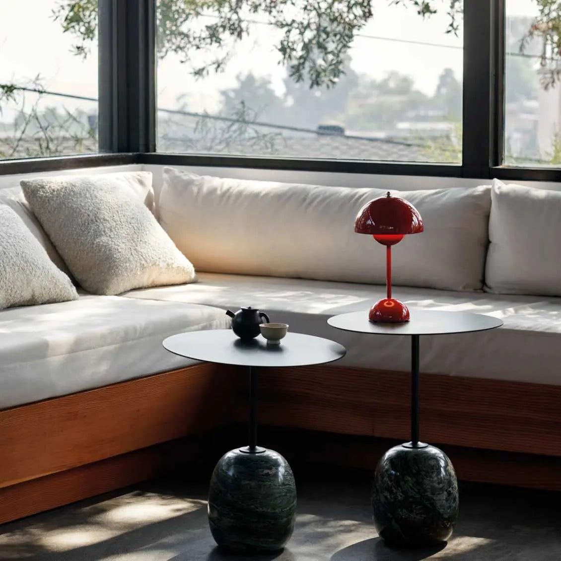 BowLift | Lunaire - LED table lamp for a modern atmosphere