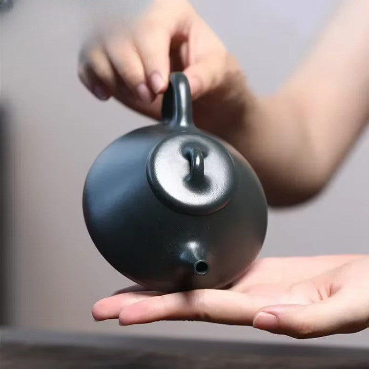 BowLift | Japanese-Style Zen Handmade Clay Teapot