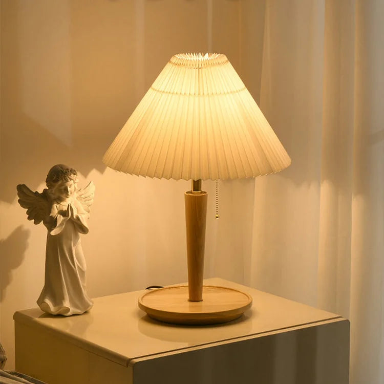 BowLift | Elegant Vintage Woodly Table Lamp - Table Lamp with Pleated Design