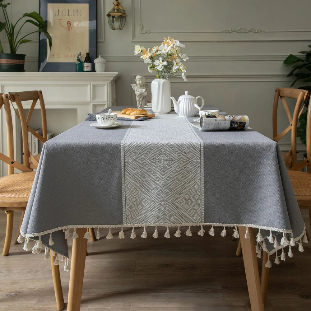 BowLift | Glisstra Geometric Tassel Tablecloth