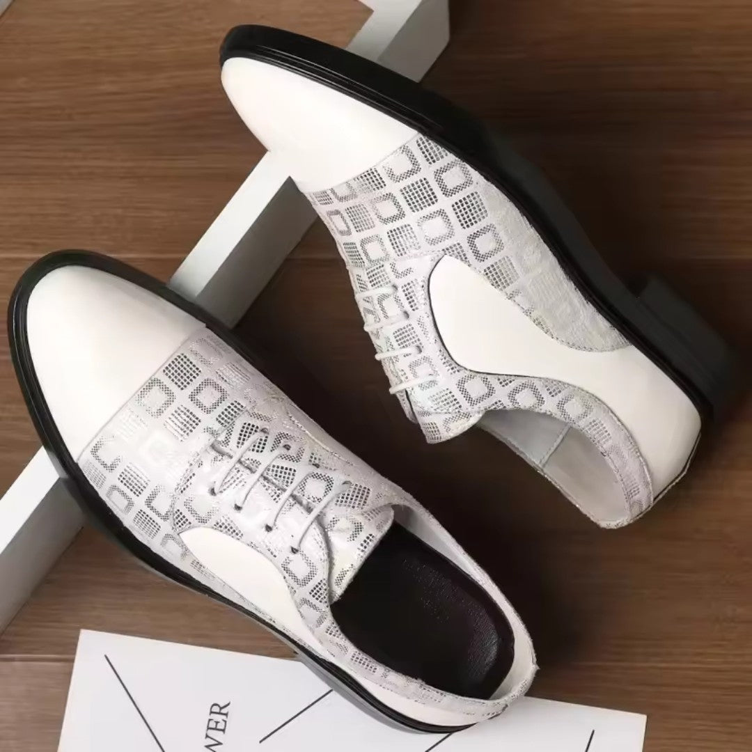 Elegant Oxford Shoes in Patent Leather