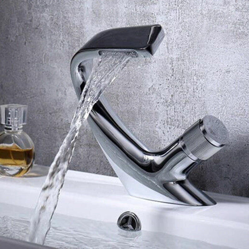 BowLift | Contemporary Container Copper Brass Knob Handle Low Arch Container Faucet