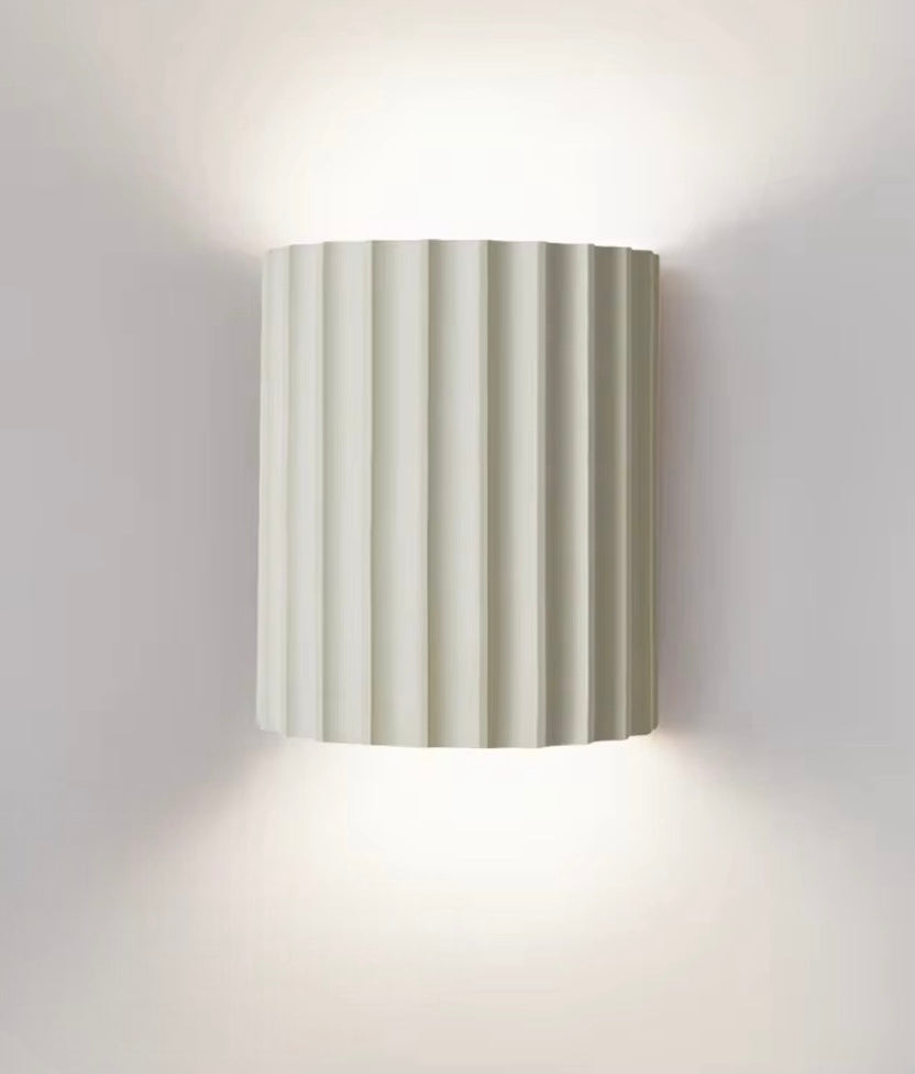 BowLift | ResinGlow – Stylish Resin Wall Lamp for Modern Interiors