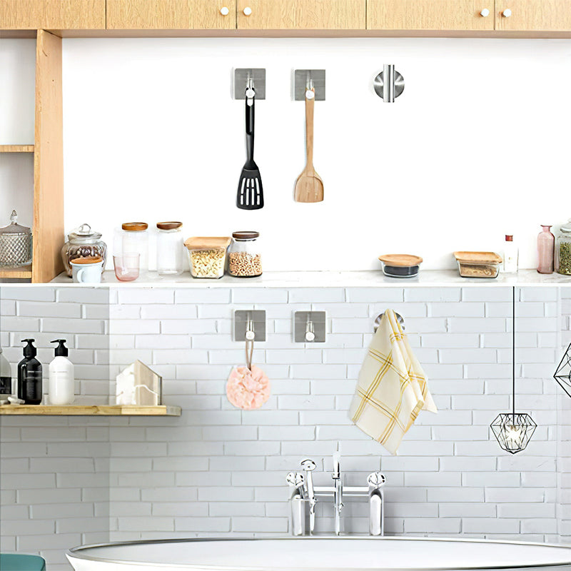 BowLift | Metal Simple Bathroom Accessories as a Single Piece or in a Set in Silver