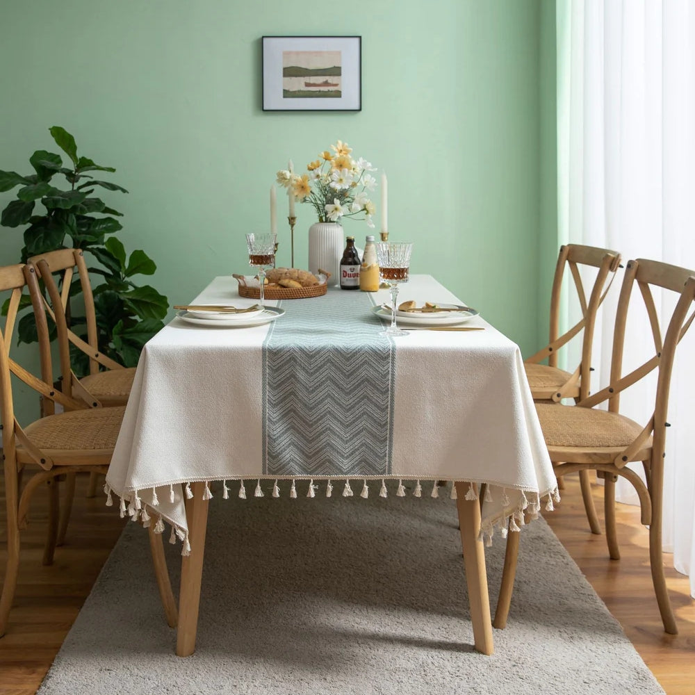BowLift | Glisstra Geometric Tassel Tablecloth
