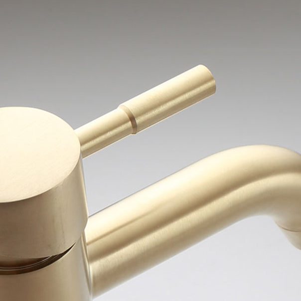 BowLift | Deck Mounted Roman Tub Faucet Low Arc Tub Faucet Set in Gold