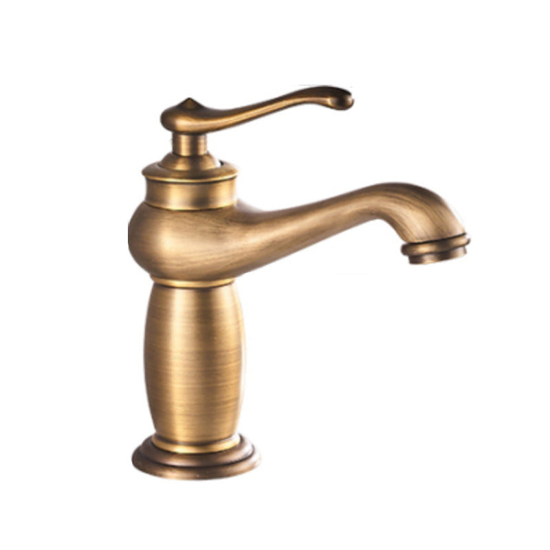BowLift | Country House Wide Water Tap Sink Faucet with Lever Handle