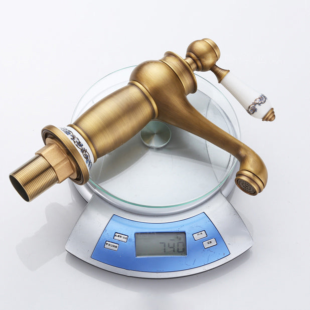 BowLift | Country House Wide Water Tap Sink Faucet with Lever Handle