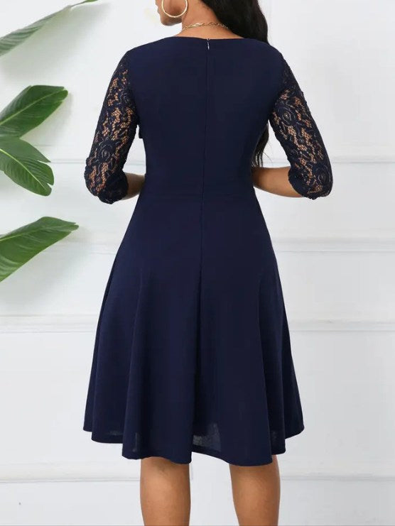 Elegant Lace Detail Midi Dress