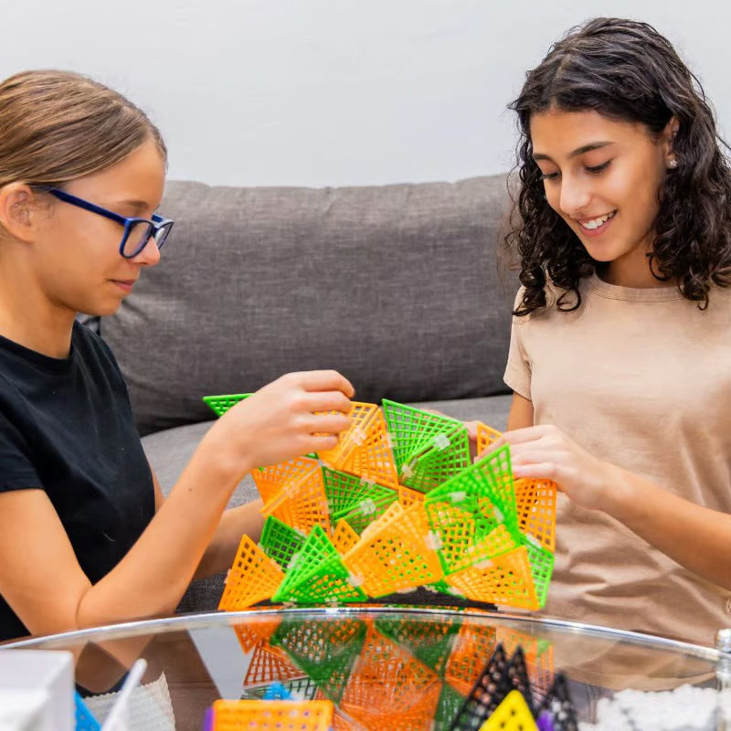 BowLift | Hyperbolic Construction Toy