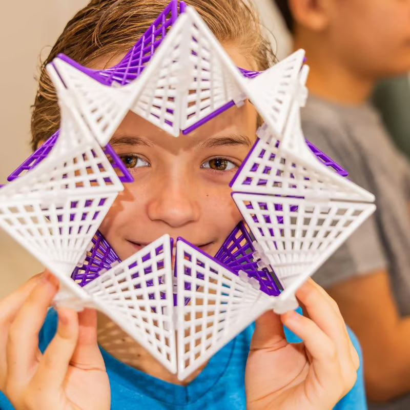 BowLift | Hyperbolic Construction Toy