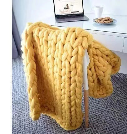 BowLift | Chunky Knit Blanket