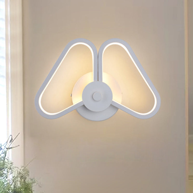 BowLift | Metallic Double Triangle Scone Light Simplicity White/Black LED Wall Light Idea in White/Warm Light